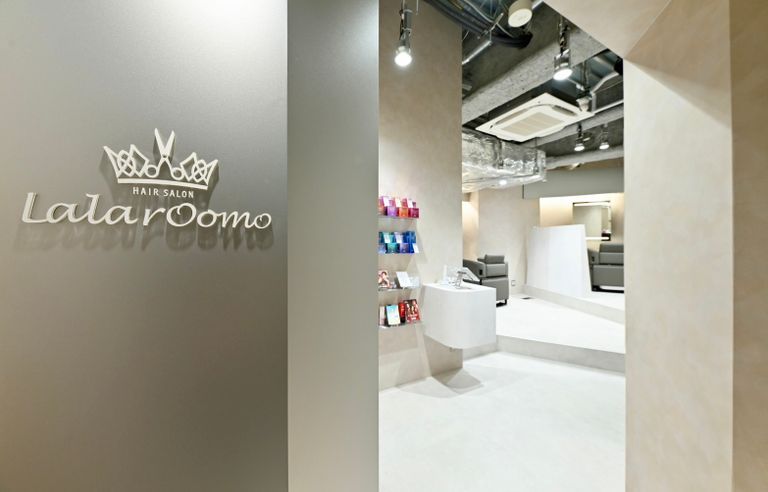 LaLarOomo 渋谷公園通り本店の写真 1