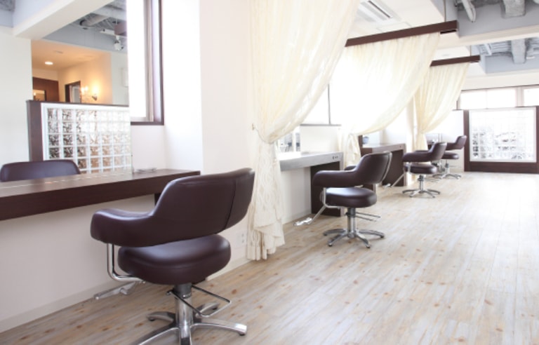 Assoの求人 募集要項 池尻大橋駅 東京都 美容室 オリジナル教育で着実にスキルアップ可能 その人の個性に合わせた内容で楽しみながら成長できます Workcanvas