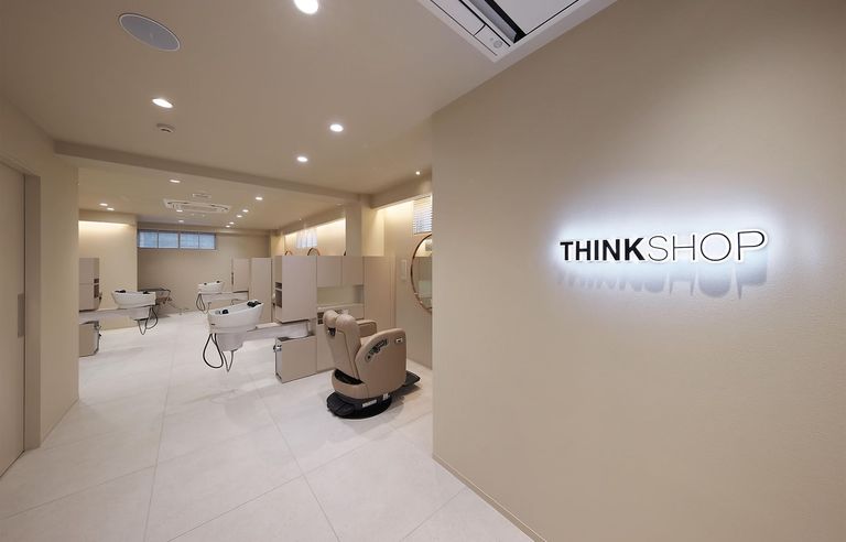 THIRD SHOP 梅田茶屋町店の写真 5