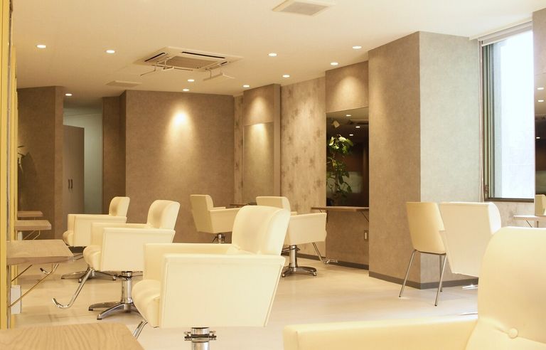 edge origination 梅田店の写真 2