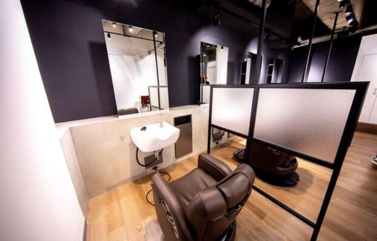 Men's CHROM TOKYO the Barber ALT 神保町店の写真 2