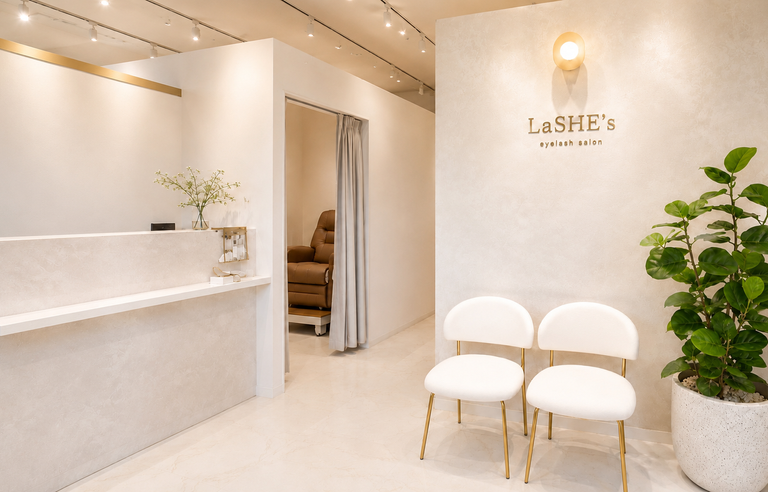 La SHE's 梅田茶屋町店の写真 3