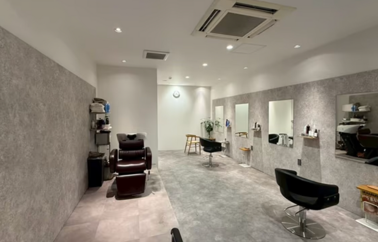 men's cut & skin EMANON 上新庄店の写真 3