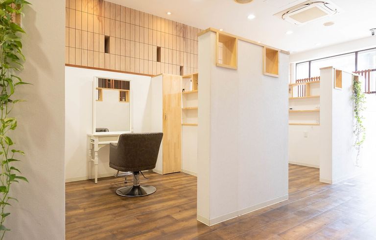TOM HAIR DESIGN 古川橋店の写真 1