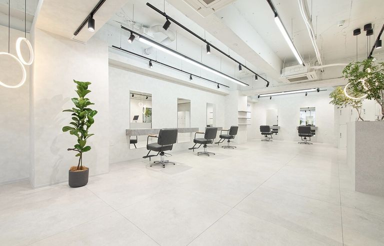ACNE 香里園店の写真 1