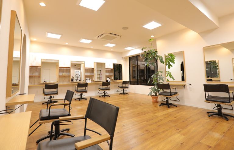 MOLLA SALON 高石店の写真 1