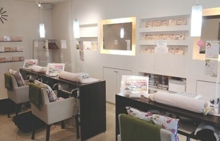 ネイリスト 東京都 世田谷区 二子玉川 月給18万円以上 の求人 転職 募集情報 Workcanvas Lineでサポート 美容業界の転職支援サービス