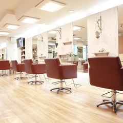 Daliの求人 募集要項 西２８丁目駅 北海道 美容室 自分のペースで働こう 個人の成長に合わせたカリキュラムを用意 様々な知識や技術を学べる環境です Workcanvas